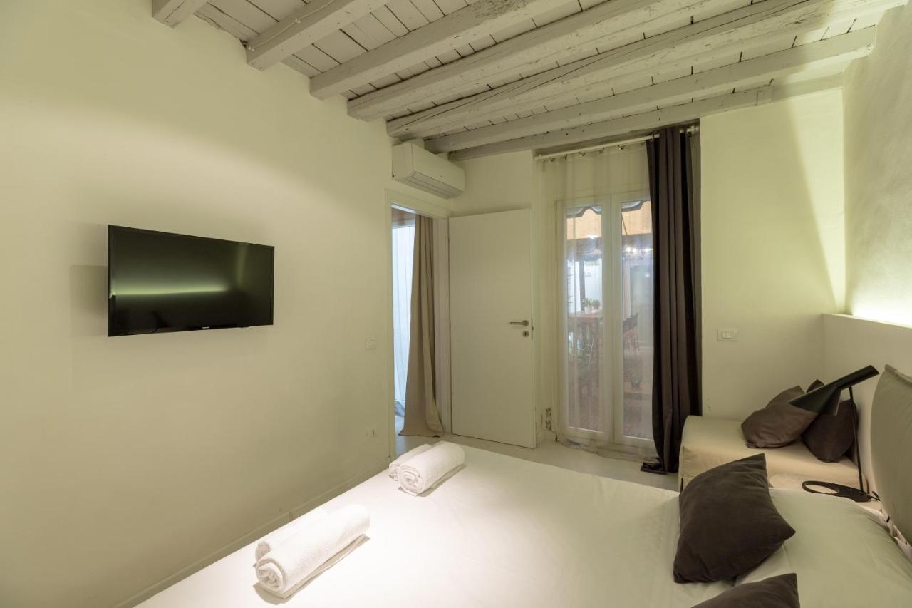 Pinti Patio Apartment ฟลอเรนซ์ ภายนอก รูปภาพ