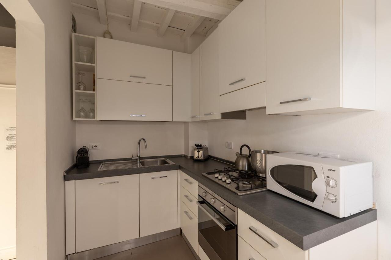 Pinti Patio Apartment ฟลอเรนซ์ ภายนอก รูปภาพ